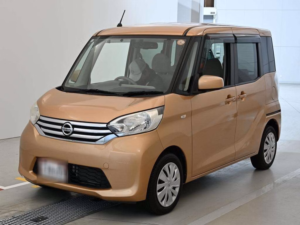 NISSAN DAYZ ROOX