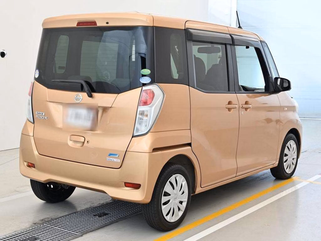 NISSAN DAYZ ROOX