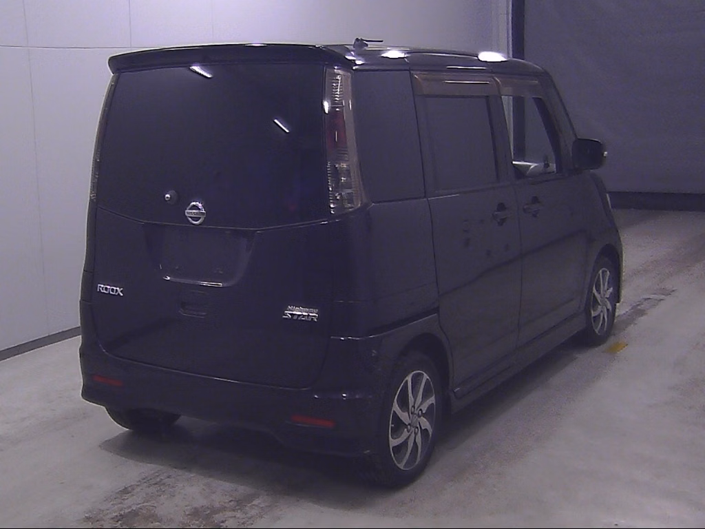 NISSAN ROOX