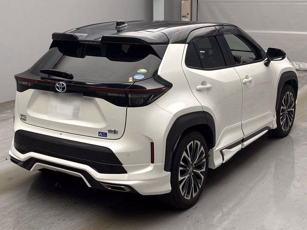 TOYOTA YARIS CROSS