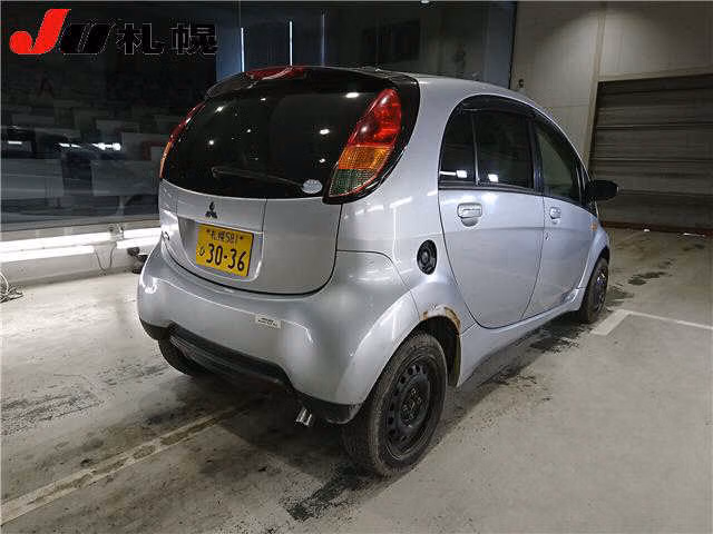 MITSUBISHI I