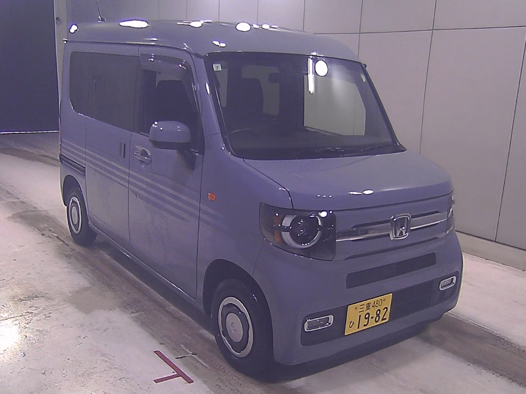 HONDA N-VAN