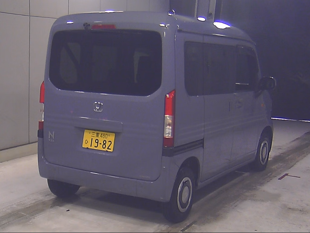 HONDA N-VAN