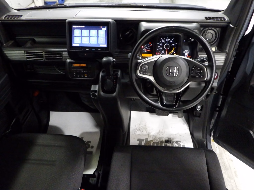 HONDA N-VAN