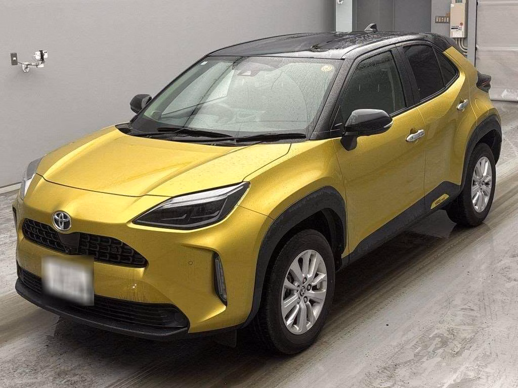 TOYOTA YARIS CROSS