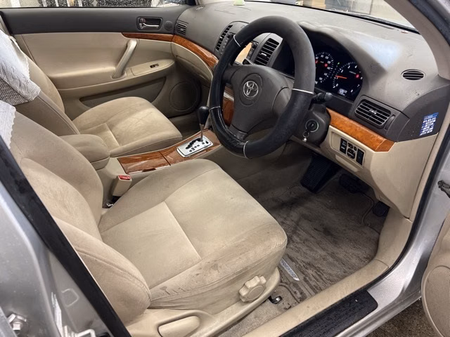TOYOTA PREMIO