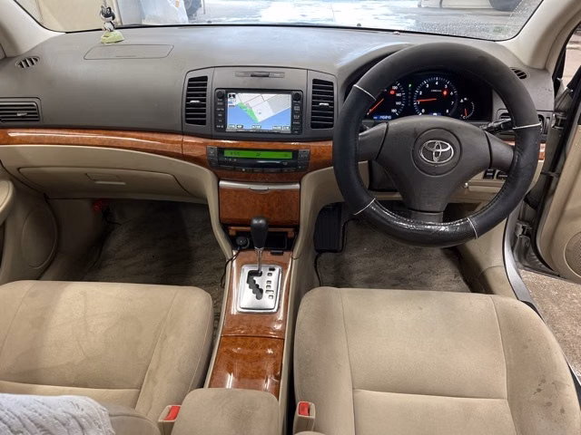 TOYOTA PREMIO