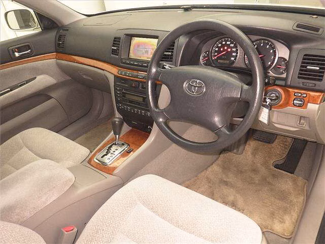 TOYOTA MARK II