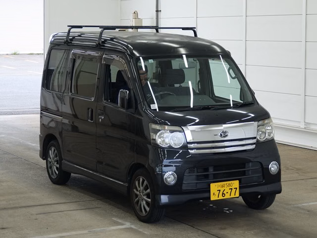 DAIHATSU ATRAI
