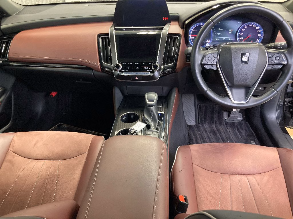 TOYOTA CROWN