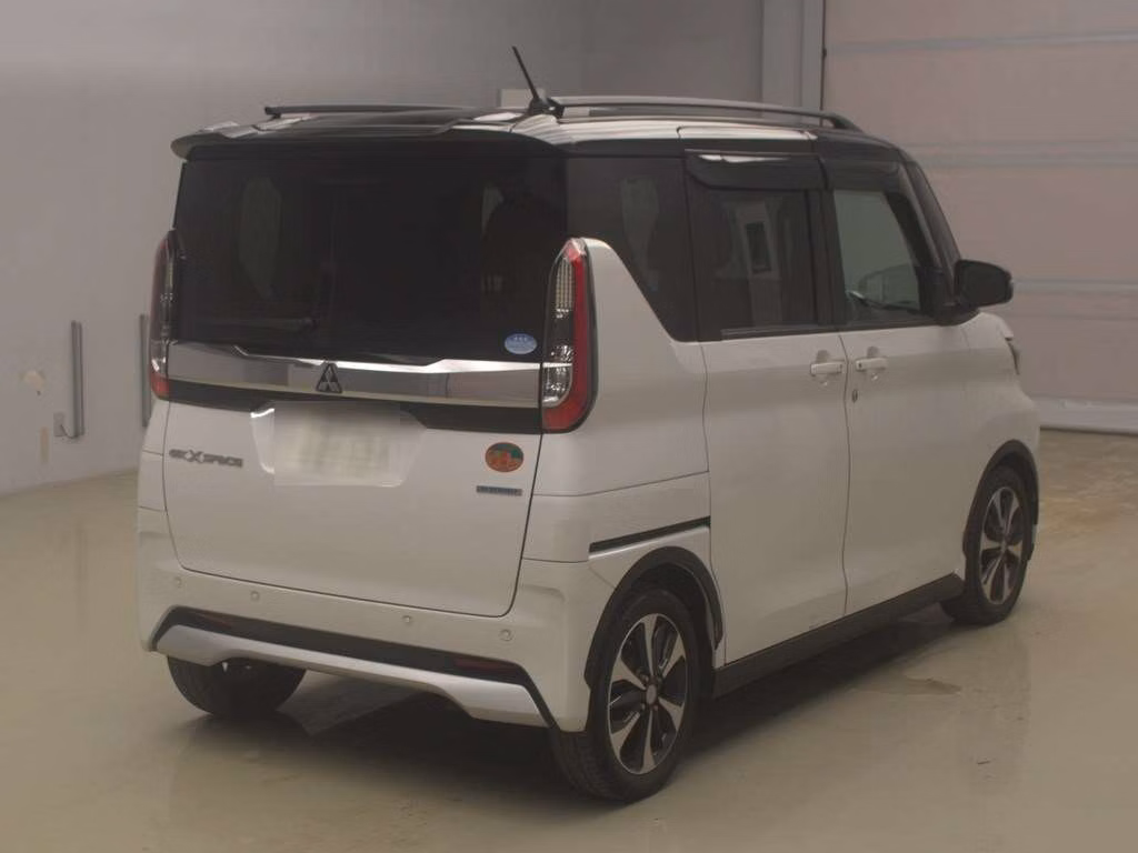 MITSUBISHI EK SPACE