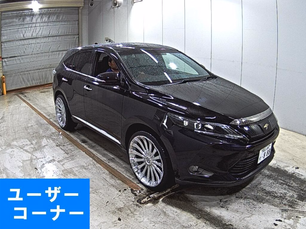 TOYOTA HARRIER