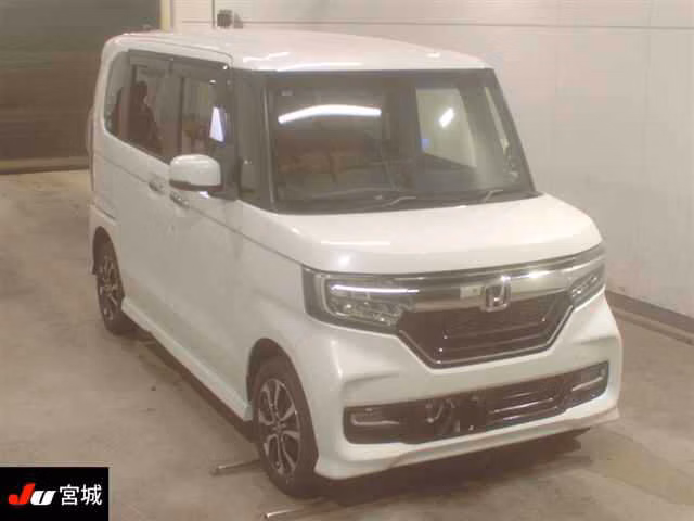 HONDA N-BOX