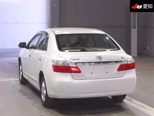 TOYOTA PREMIO