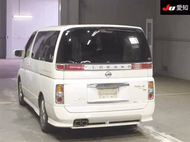 NISSAN ELGRAND