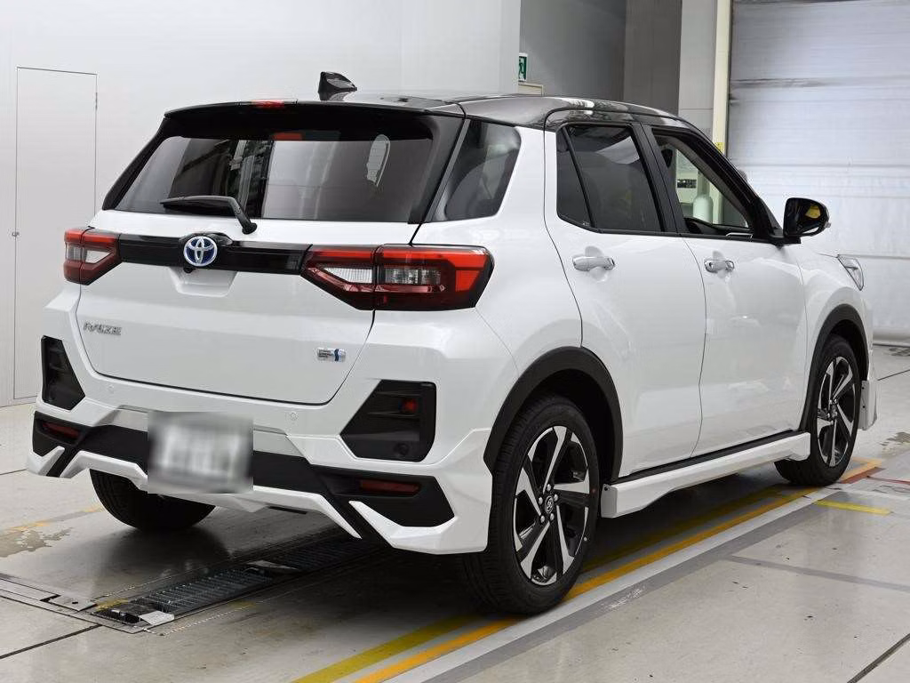 TOYOTA RAIZE