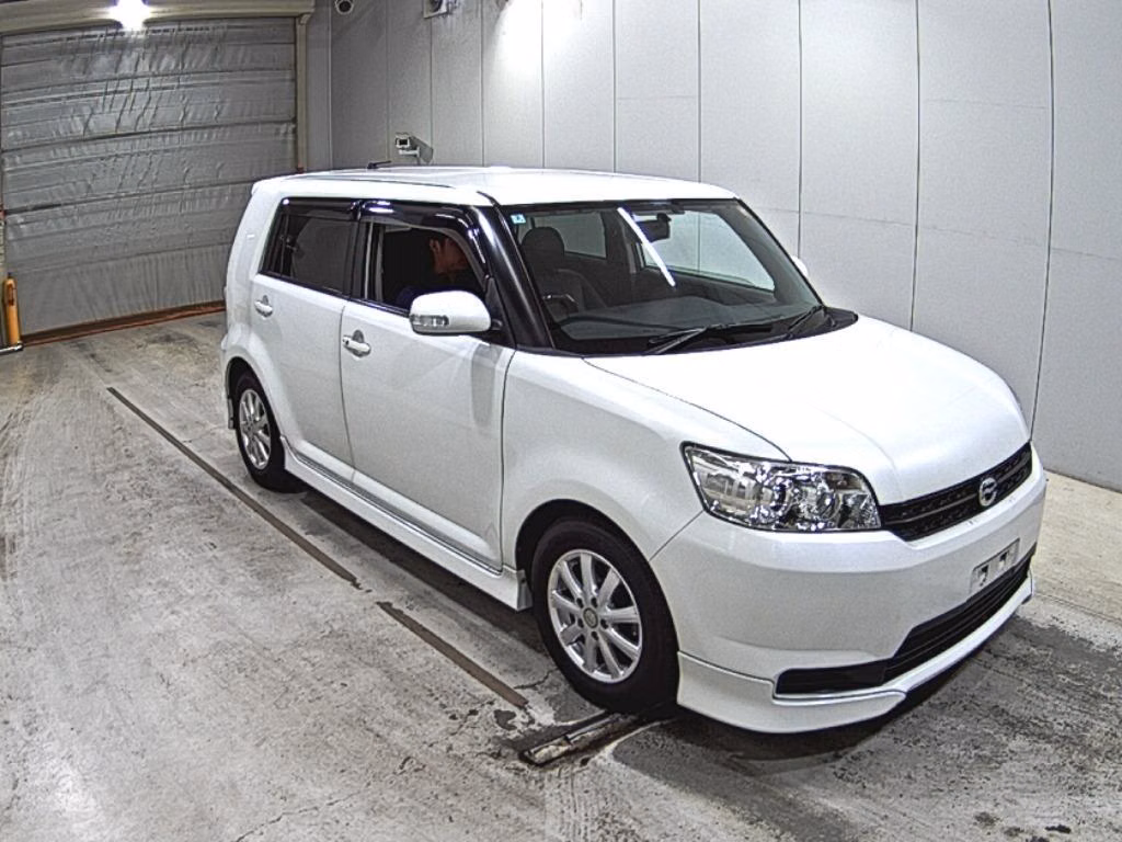 Toyota Corolla Rumion