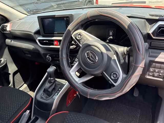 DAIHATSU ROCKY
