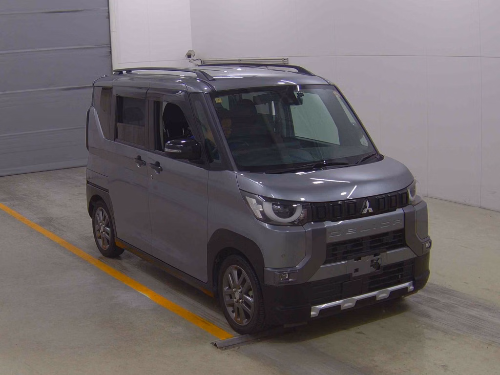 MITSUBISHI DELICA MINI