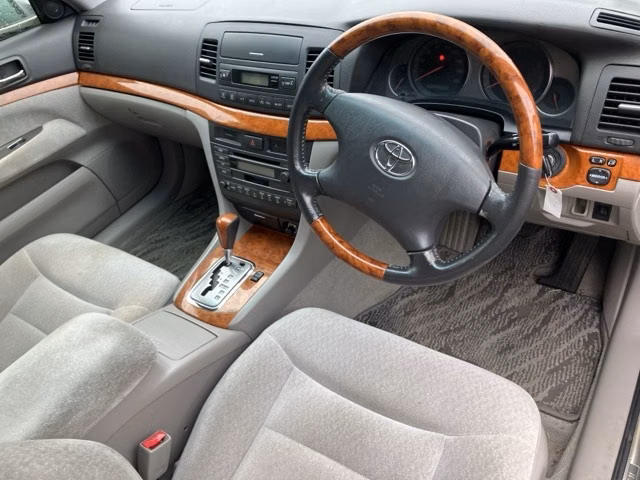 TOYOTA MARK II