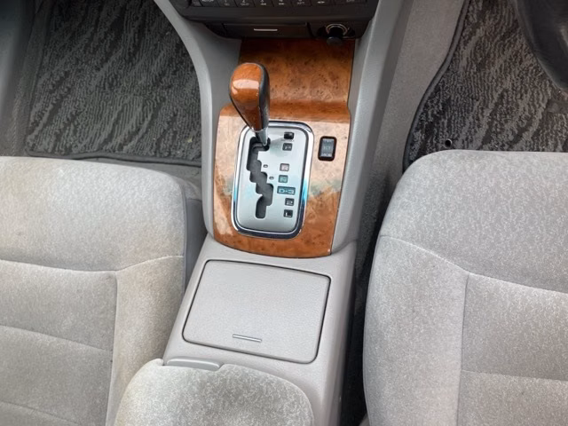 TOYOTA MARK II