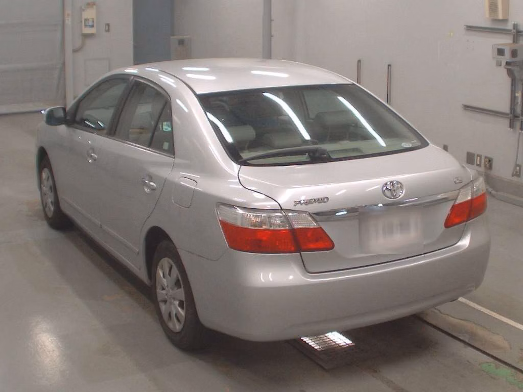 TOYOTA PREMIO