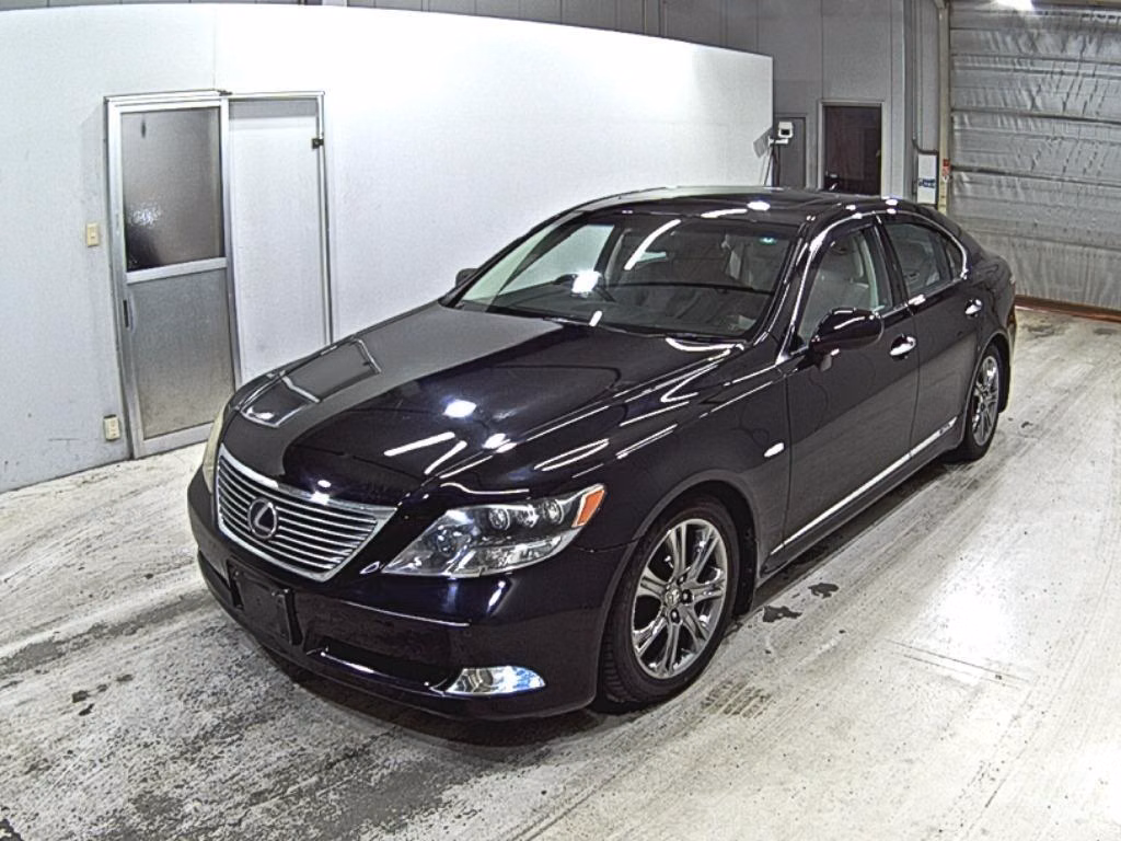 LEXUS LS600H