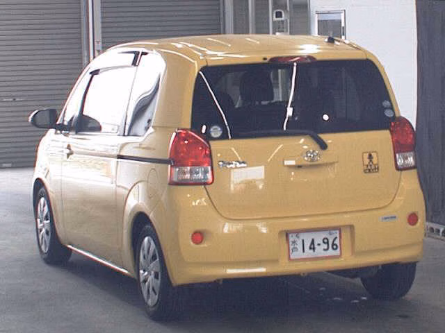 TOYOTA PORTE