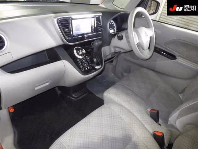 MITSUBISHI EK SPACE