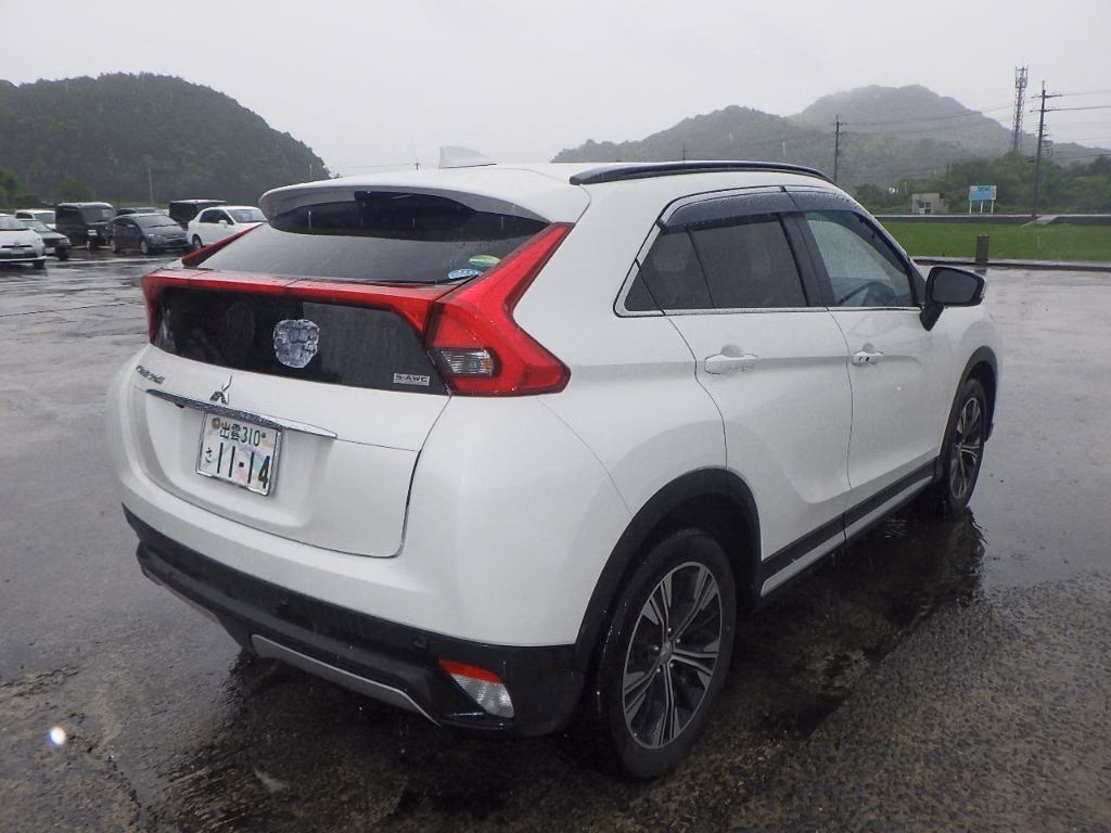 MITSUBISHI ECLIPSE CROSS