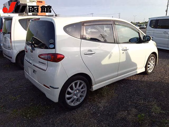 DAIHATSU SONICA