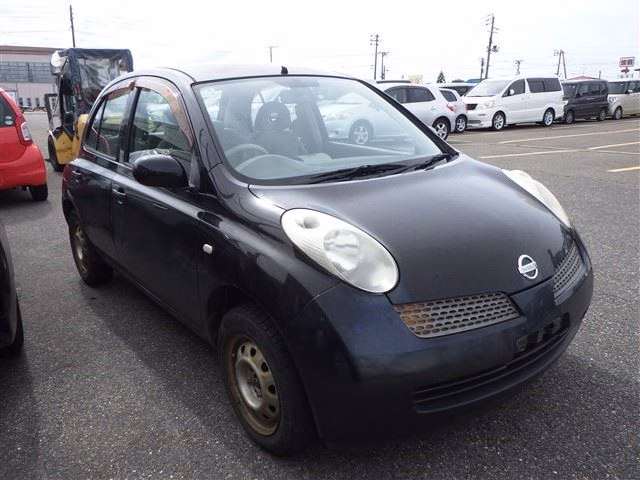 Nissan March