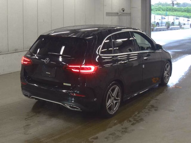 MERCEDES-BENZ B-CLASS