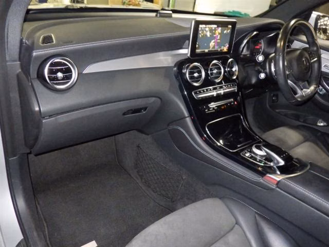 MERCEDES-BENZ GLC-CLASS
