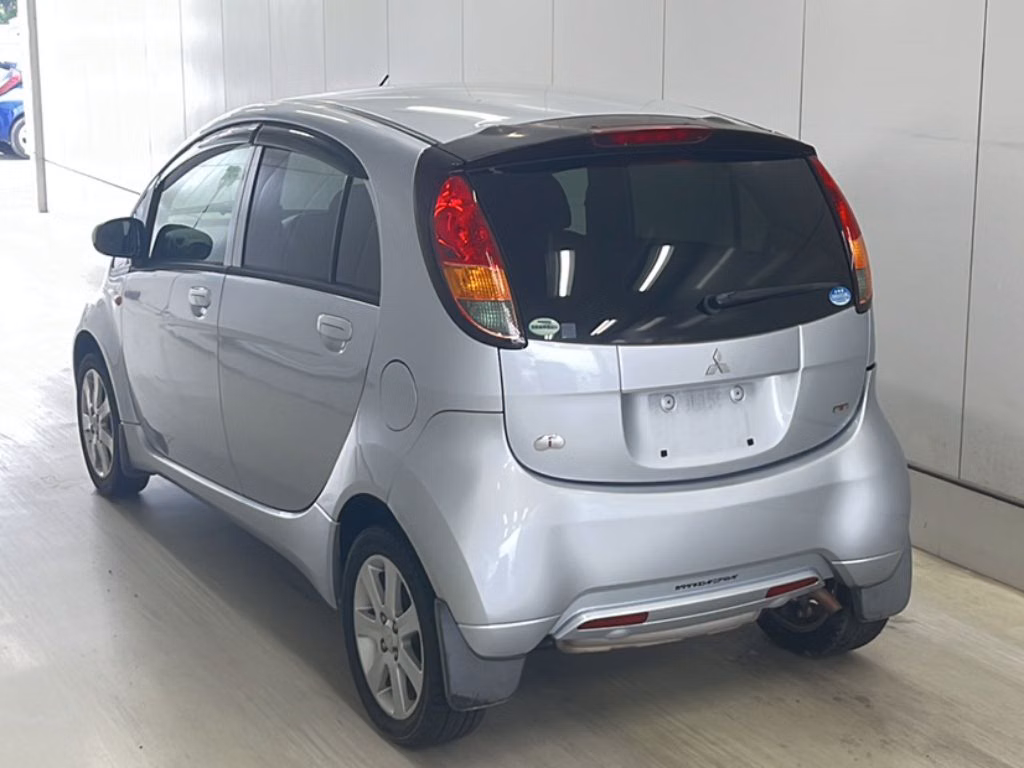MITSUBISHI I