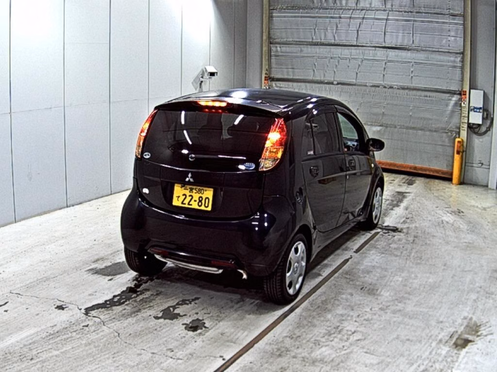 MITSUBISHI I