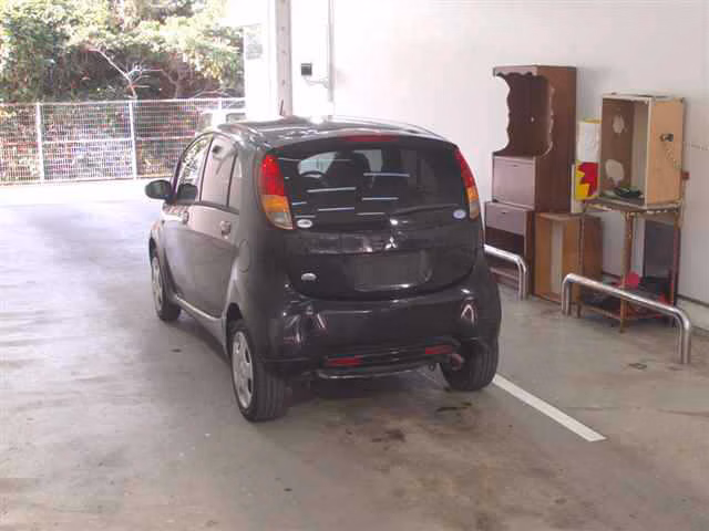 MITSUBISHI I