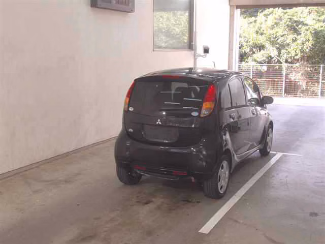 MITSUBISHI I