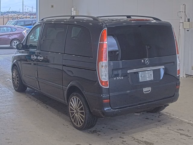 MERCEDES-BENZ V-CLASS