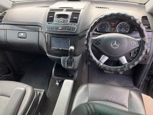 MERCEDES-BENZ V-CLASS