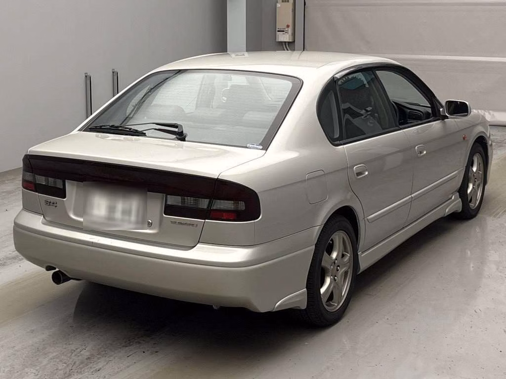 SUBARU LEGACY B4