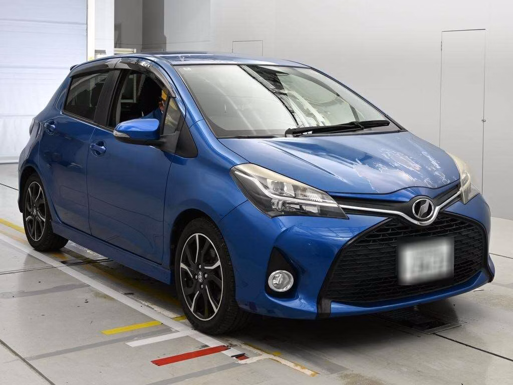 TOYOTA VITZ