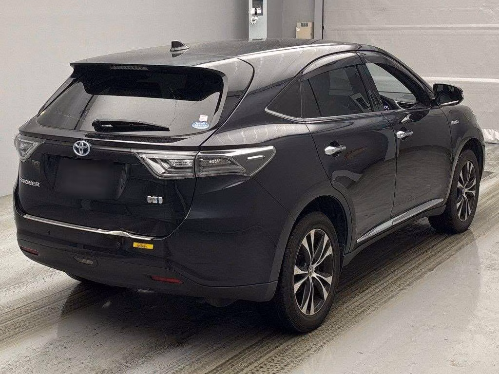 TOYOTA HARRIER