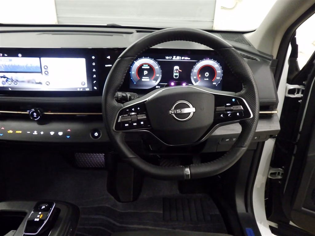 NISSAN ARIYA