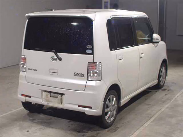 DAIHATSU MOVE CONTE