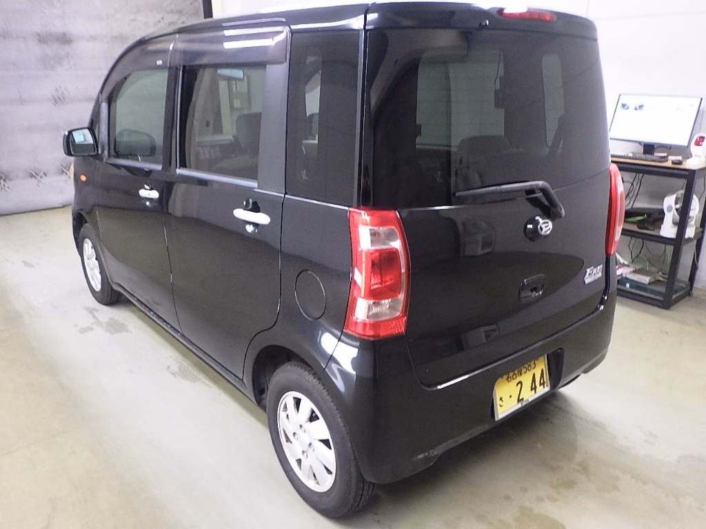 DAIHATSU TANTO EXE