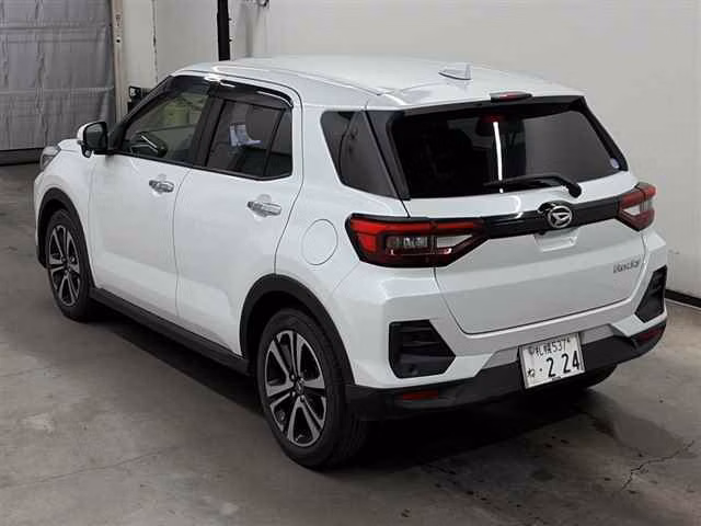 DAIHATSU ROCKY