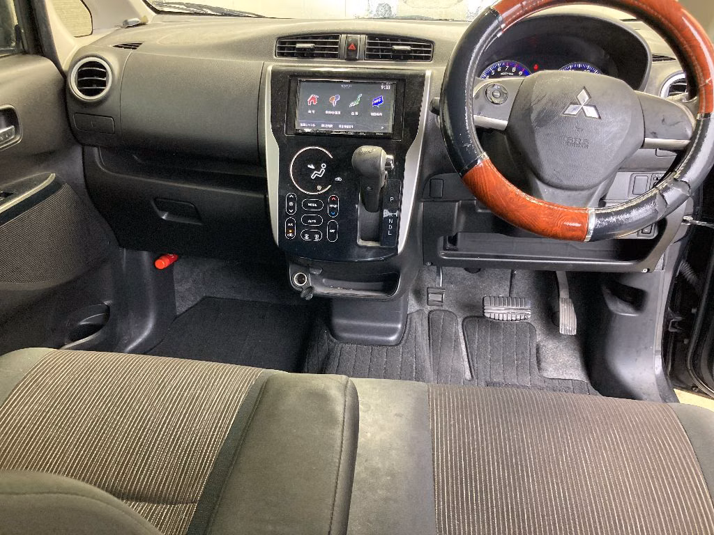 MITSUBISHI EK CUSTOM