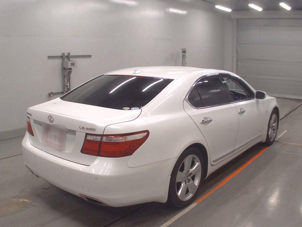 LEXUS LS460