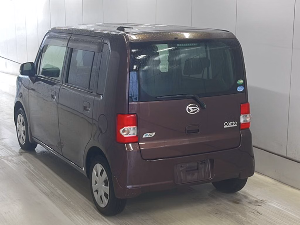 DAIHATSU MOVE CONTE
